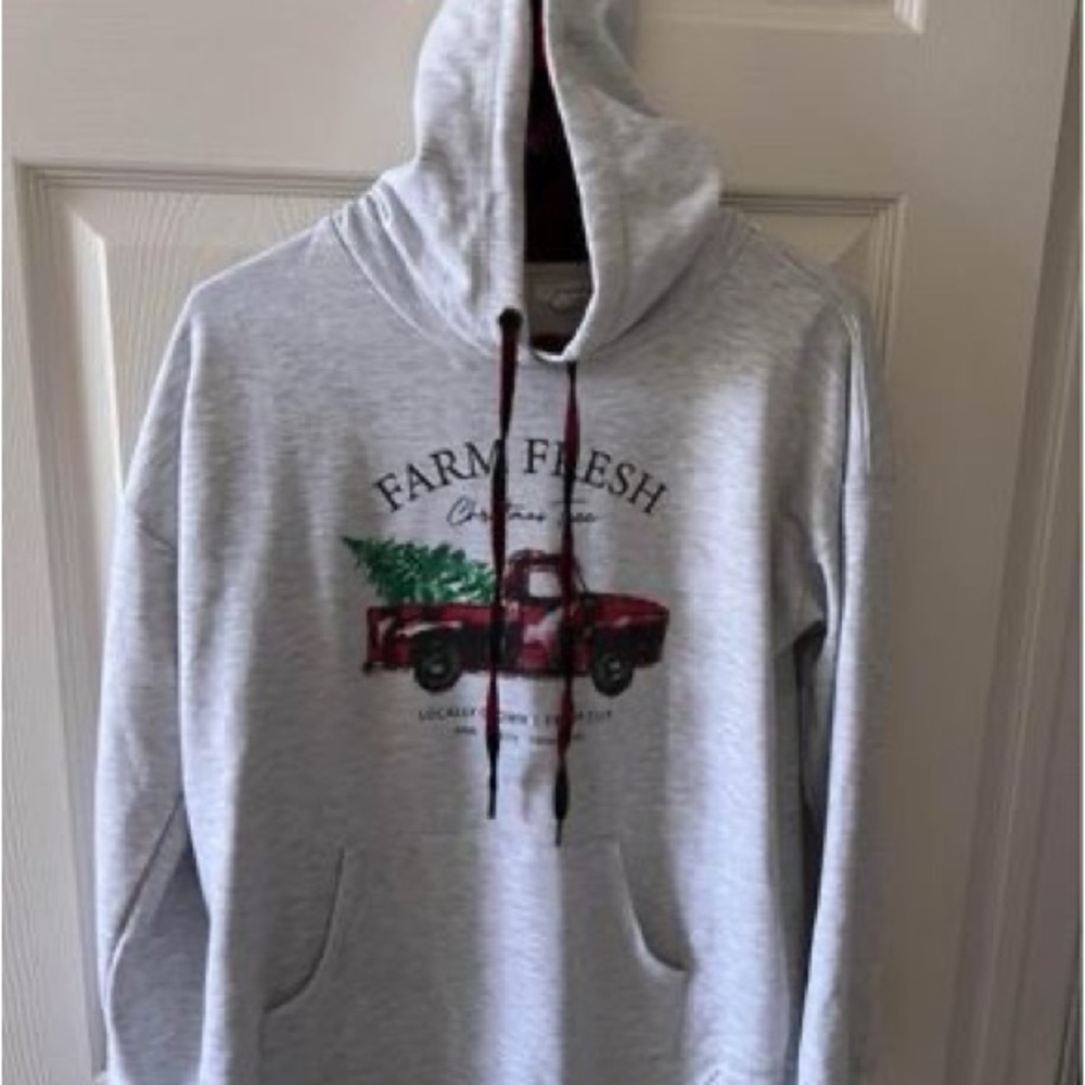 Maurices Homeward Holiday Truck Graphic Fleece Hoodie Size M